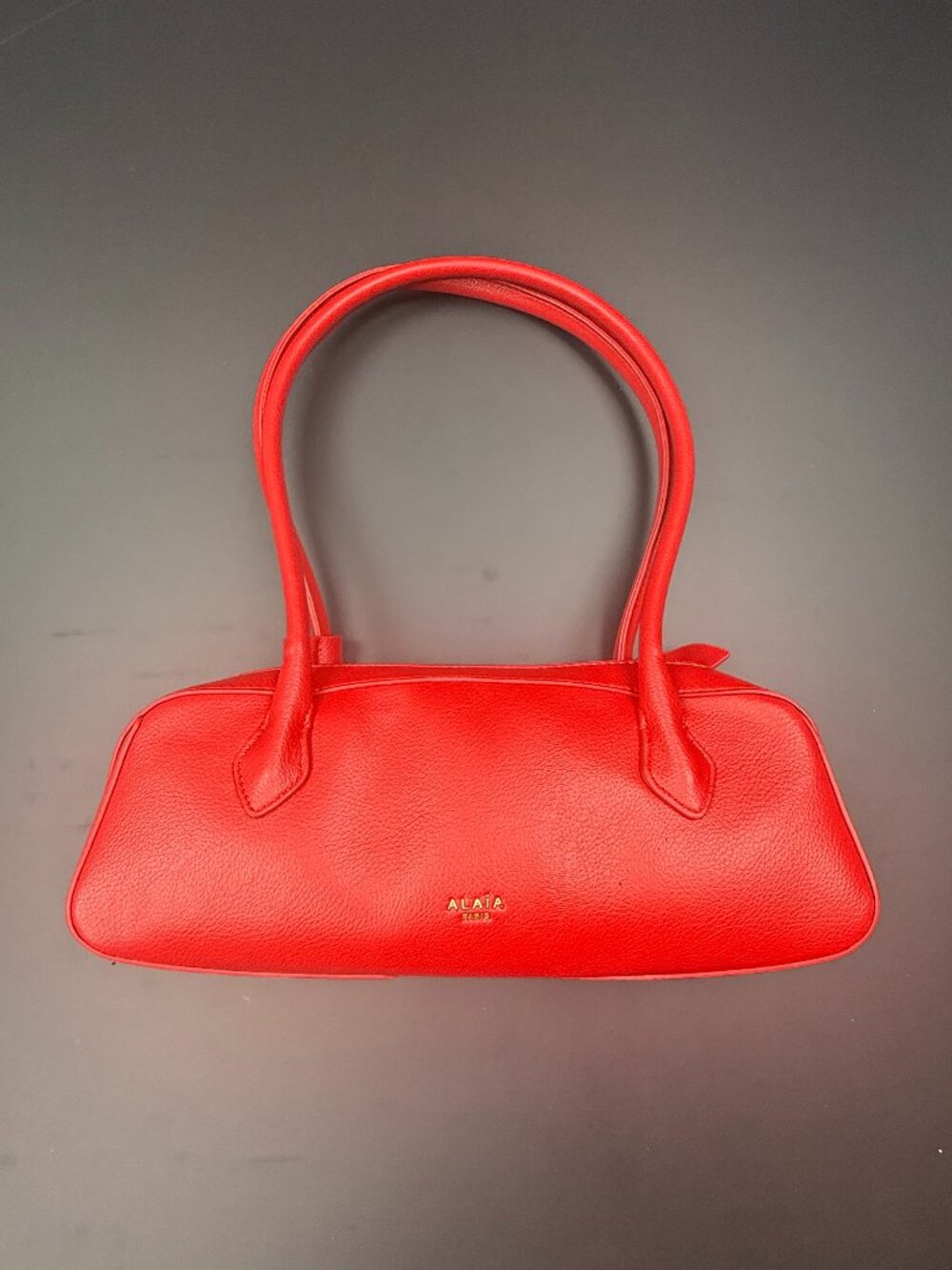 Vintage Style Red Baguette Shoulder Bag for Ladies, Pebbled Texture Faux‑Leather